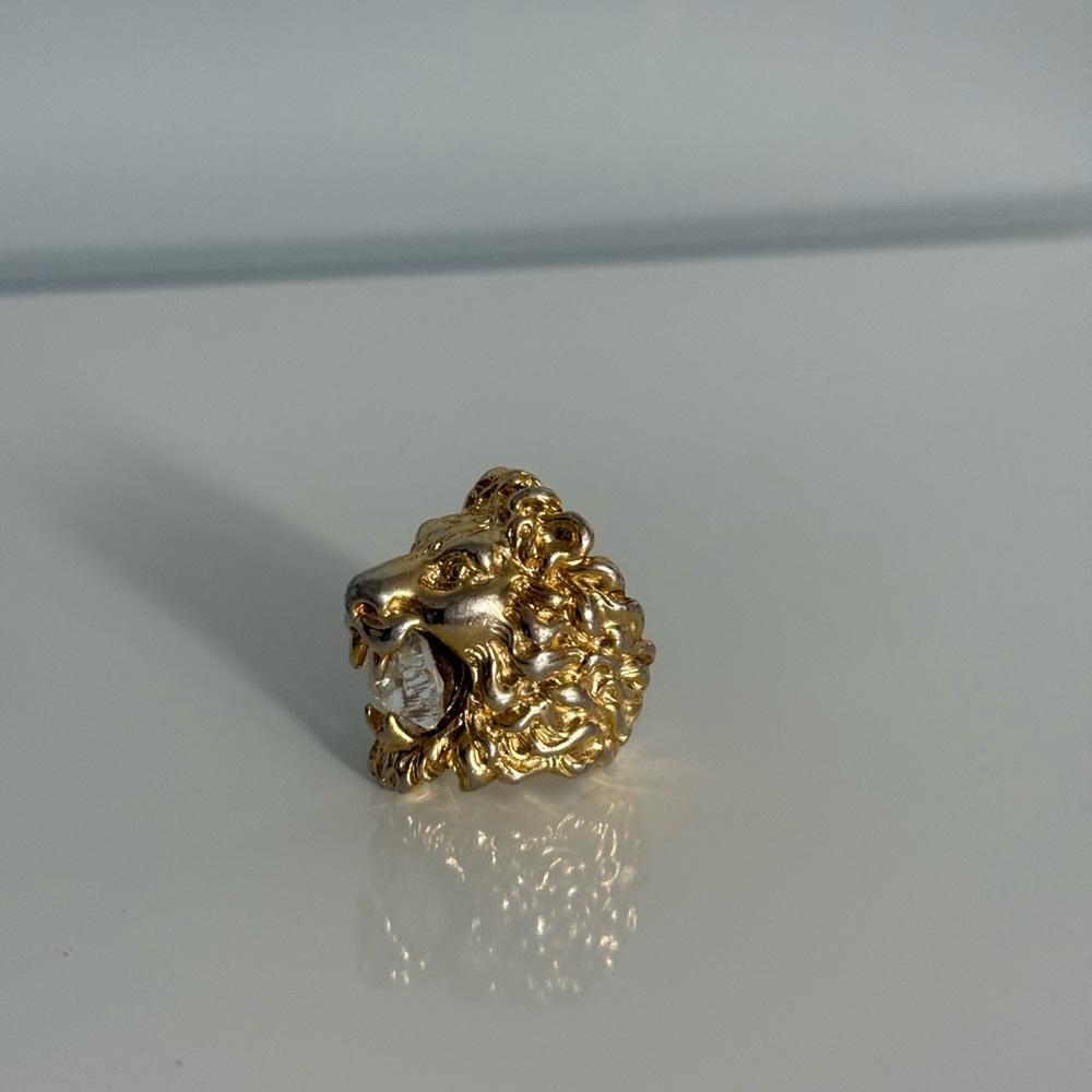 Gucci Gold Statement Jewelry Ring - Picture 4 of 5
